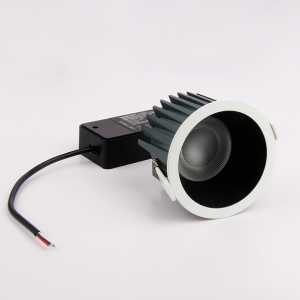 Spot LED étanche 9W RGB+CCT (2.4GHz) – Image 3