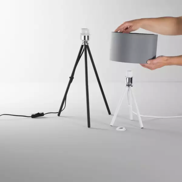Lampe de table MARILYN en métal noir avec abat-jour en coton – Image 2