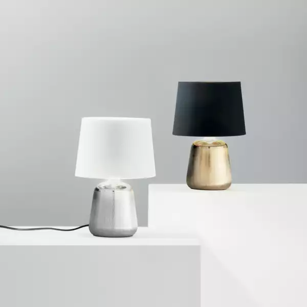Lampe de table ECSTASY en céramique argentée et abat-jour en tissu noir – Image 3