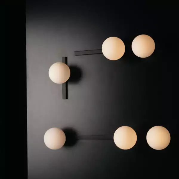 Applique enoire en métal noir avec diffuseur en verre blanc – Image 2