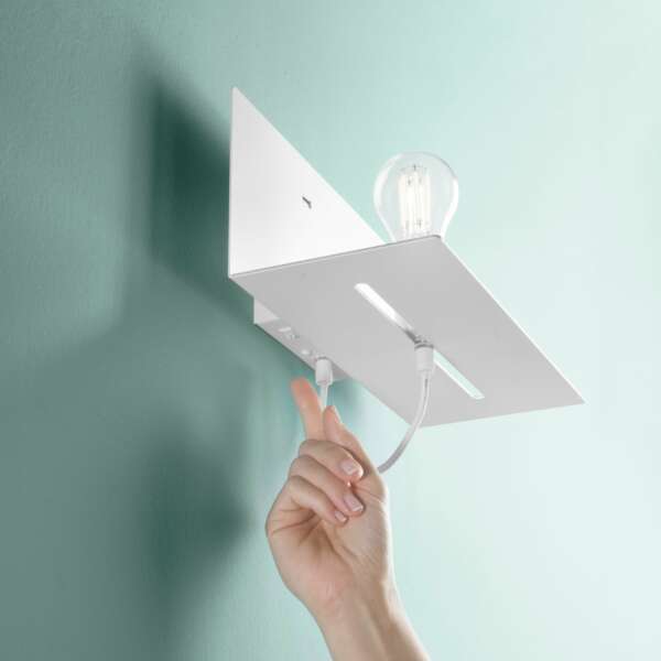 Applique flash en métal blanc avec prise USB et point lumineux mobile – Image 3