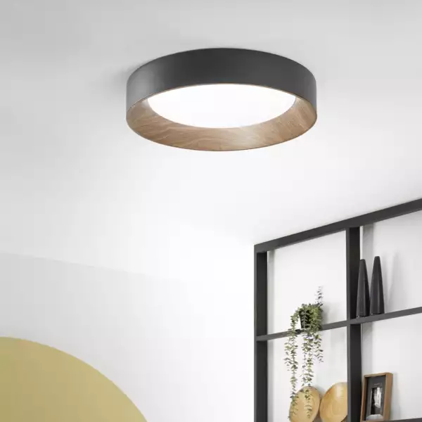 Plafonnier LED ARKA en métal noir et structure effet bois 36W avec interrupteur CCT 50 cm – Image 5