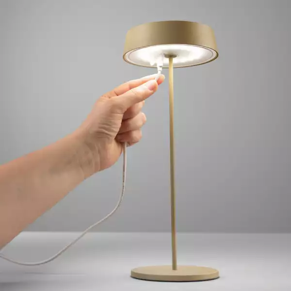 Lampe LED d'extérieur rechargeable cocktail en métal blanc avec variateur tactile – Image 3