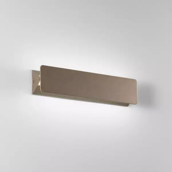Applique LED aileron 10W en aluminium bronze avec diffuseur orientable – Image 2