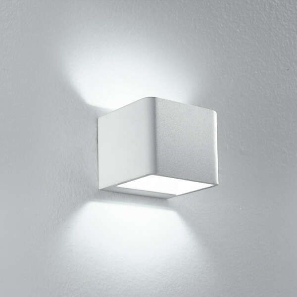 LUCE AMBIENTE E DESIGN Applique LED ATLAS en aluminium blanc 6W 3500K (lumière chaude) (Applique murale / Éclairage intérieur LED)